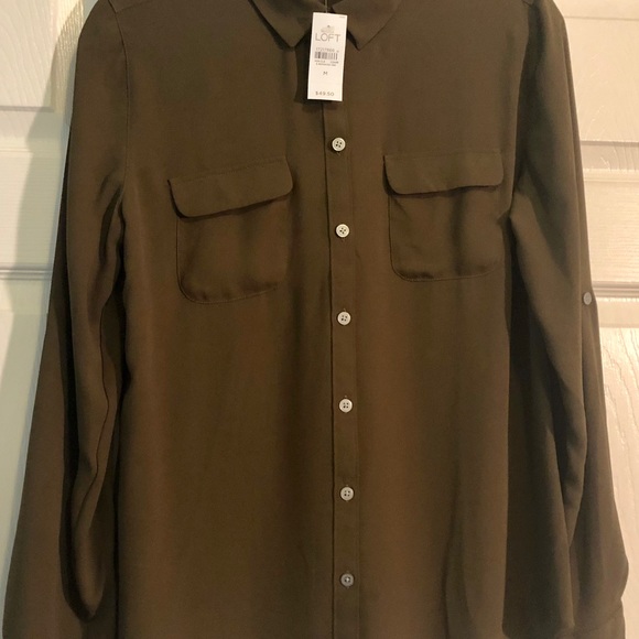 LOFT Tops - LOFT converter sleeve shirt. LOFT Tops - LOFT converter sleeve shirt.